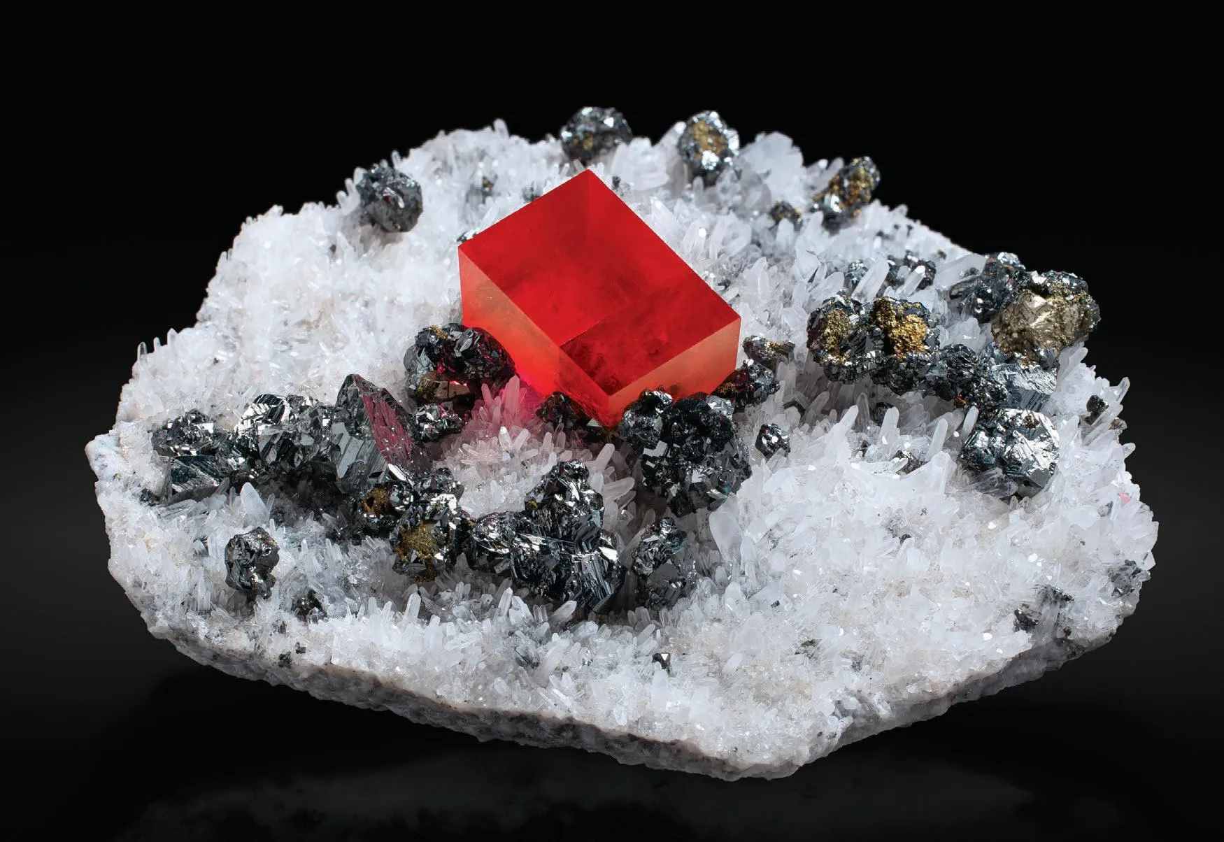 Rhodochrosite, Quartz, Sphalerite, Pyrite - image 1