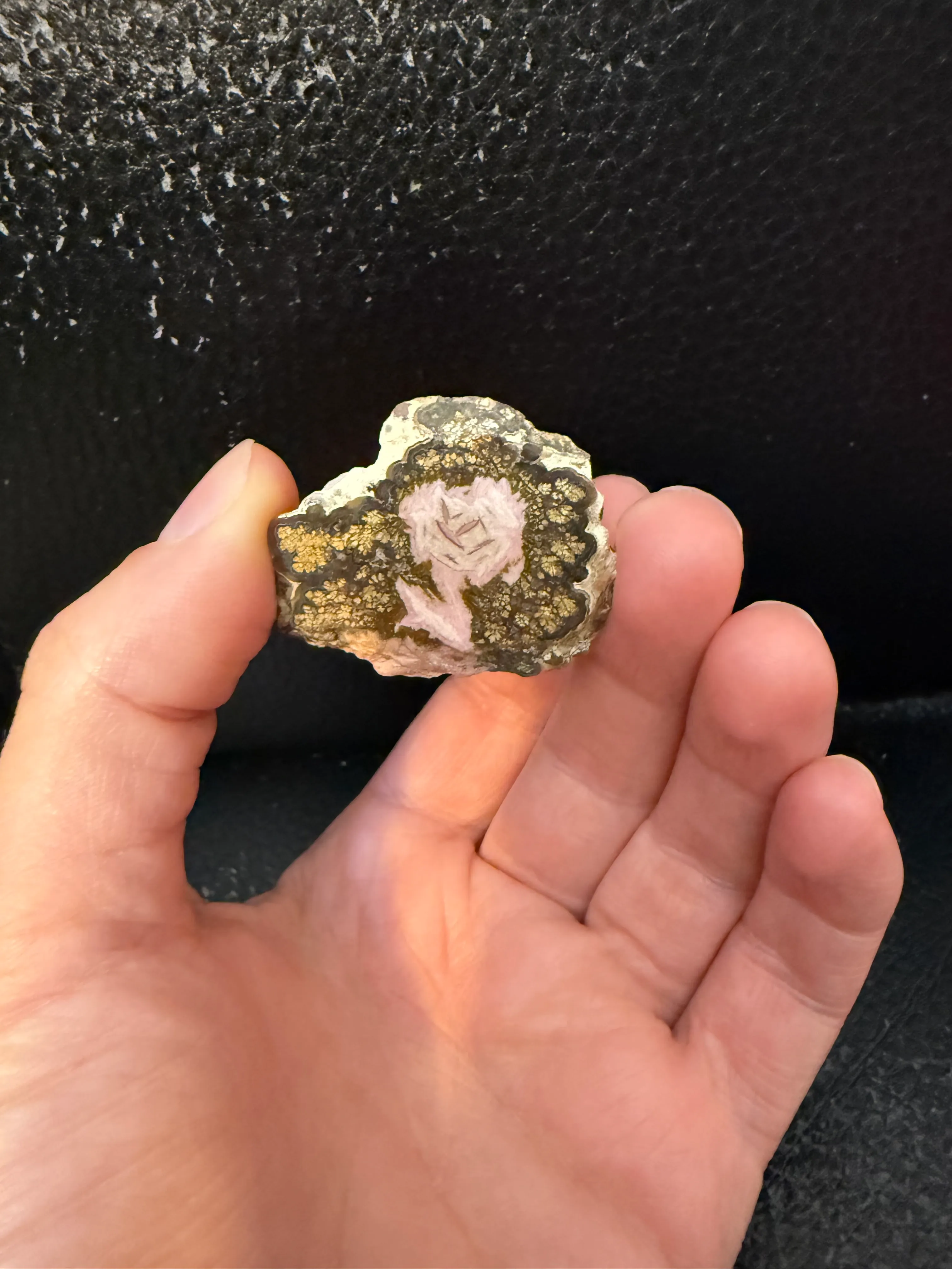 Rhodochrosite slice rose - image 1