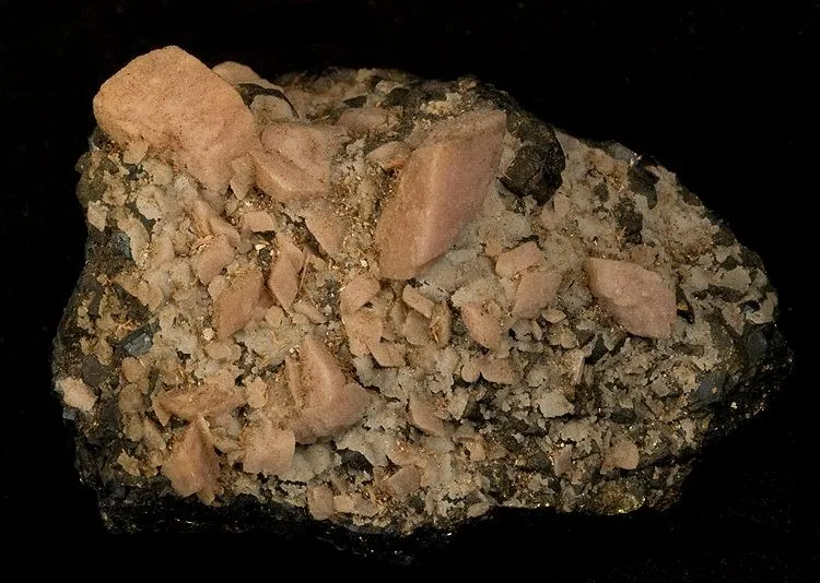 Rhodochrosite, Sphalerite, Chalcopyrite image