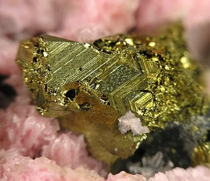 Rhodochrosite, Stilbite, Chalcopyrite, Sphalerite - image 3