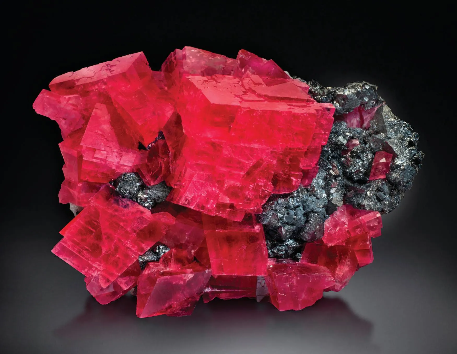 Rhodochrosite, Tetrahedrite - image 1