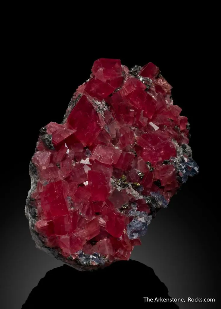Rhodochrosite, Tetrahedrite, Fluorite image