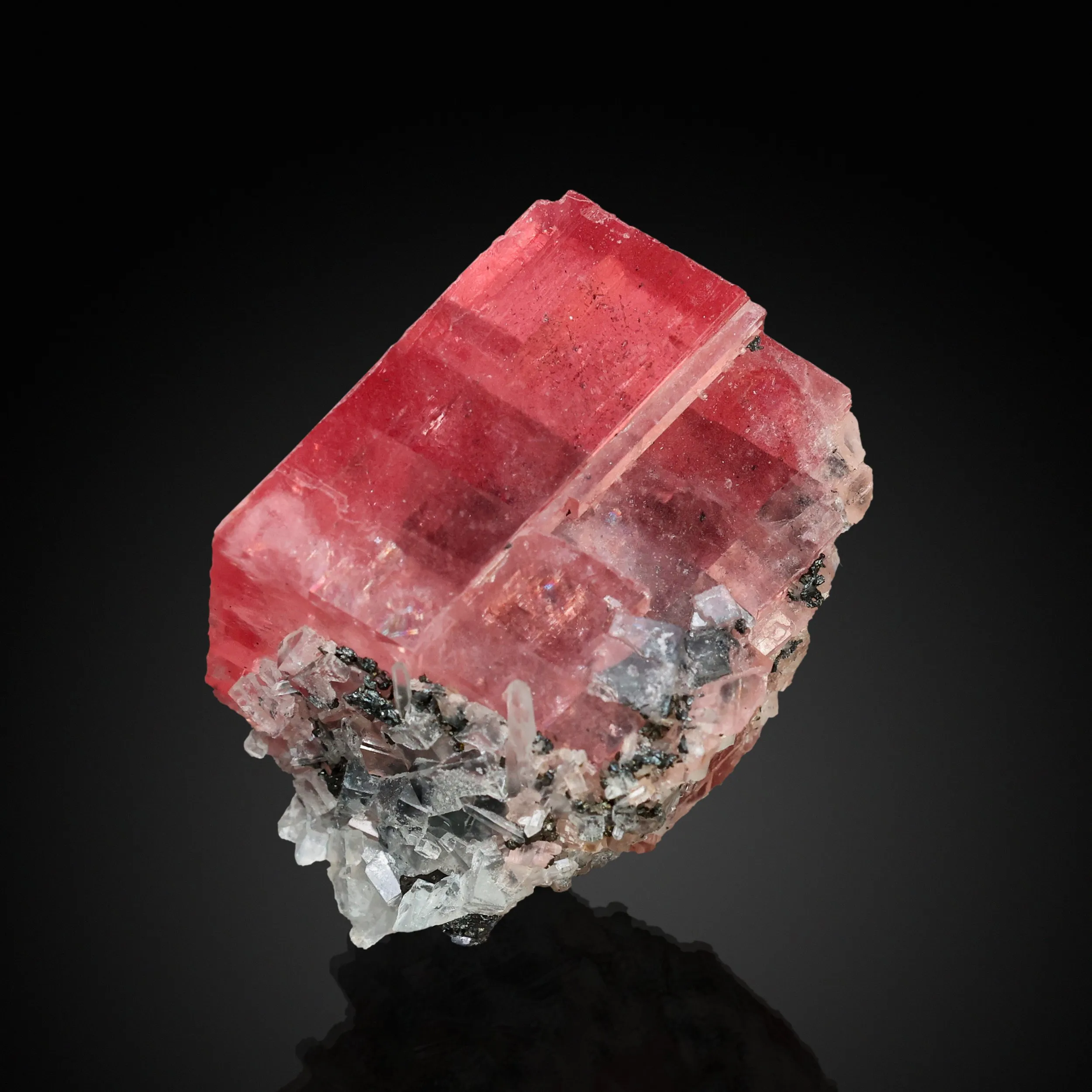 Rhodochrosite w Fluorite and Quartz - image 1