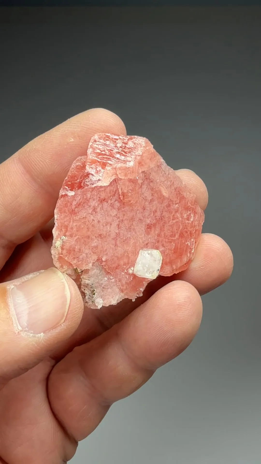 Rhodochrosite with Barite - image 2