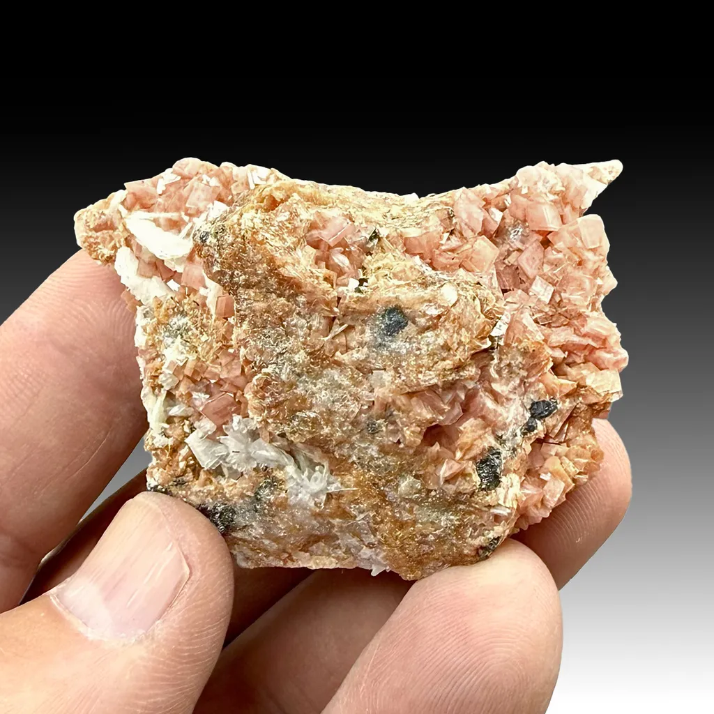 Rhodochrosite with Barite image