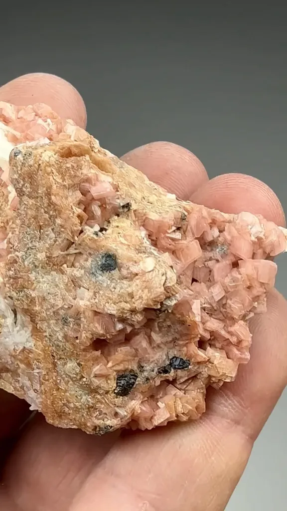 Rhodochrosite with Barite - image 2