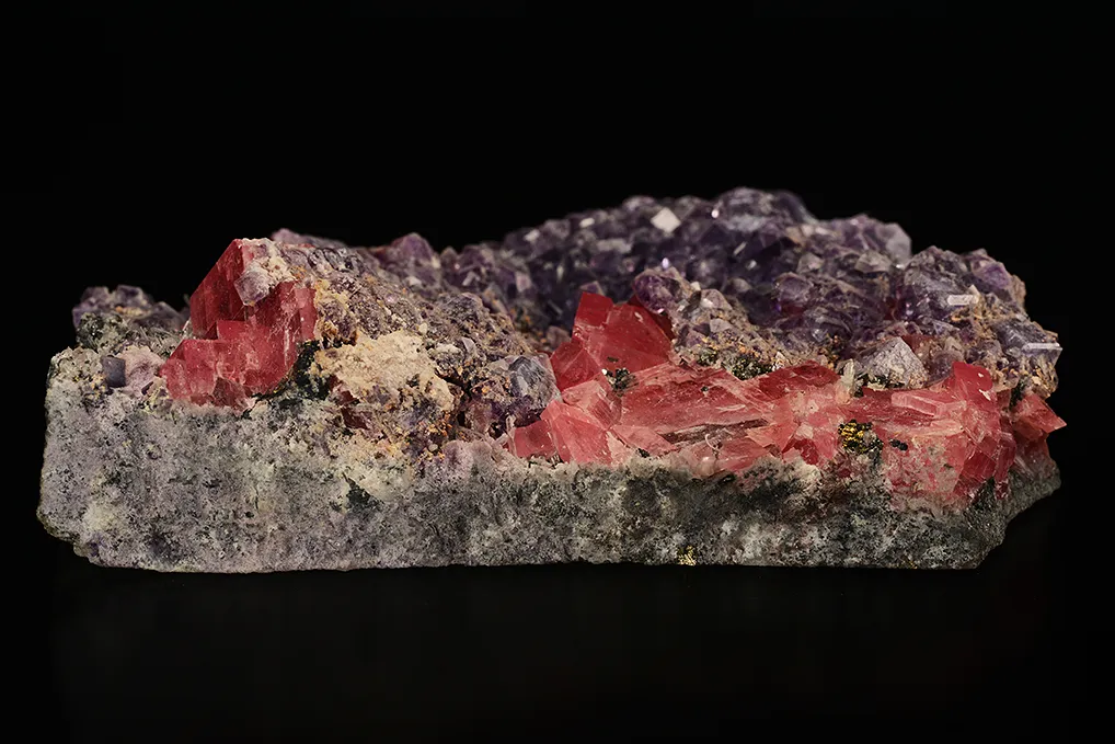 Rhodochrosite with Fluorite - image 7