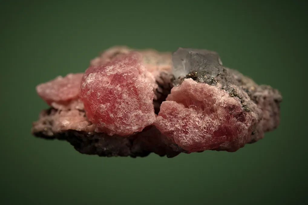 Rhodochrosite with Fluorite - image 3