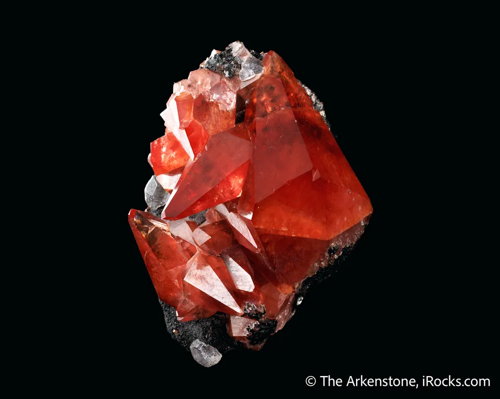 Rhodochrosite with Fluorite on Goethite - image 3
