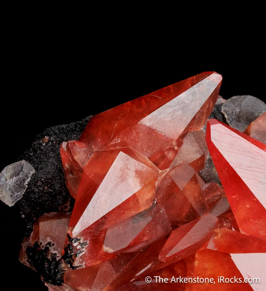 Rhodochrosite with Fluorite on Goethite - image 4