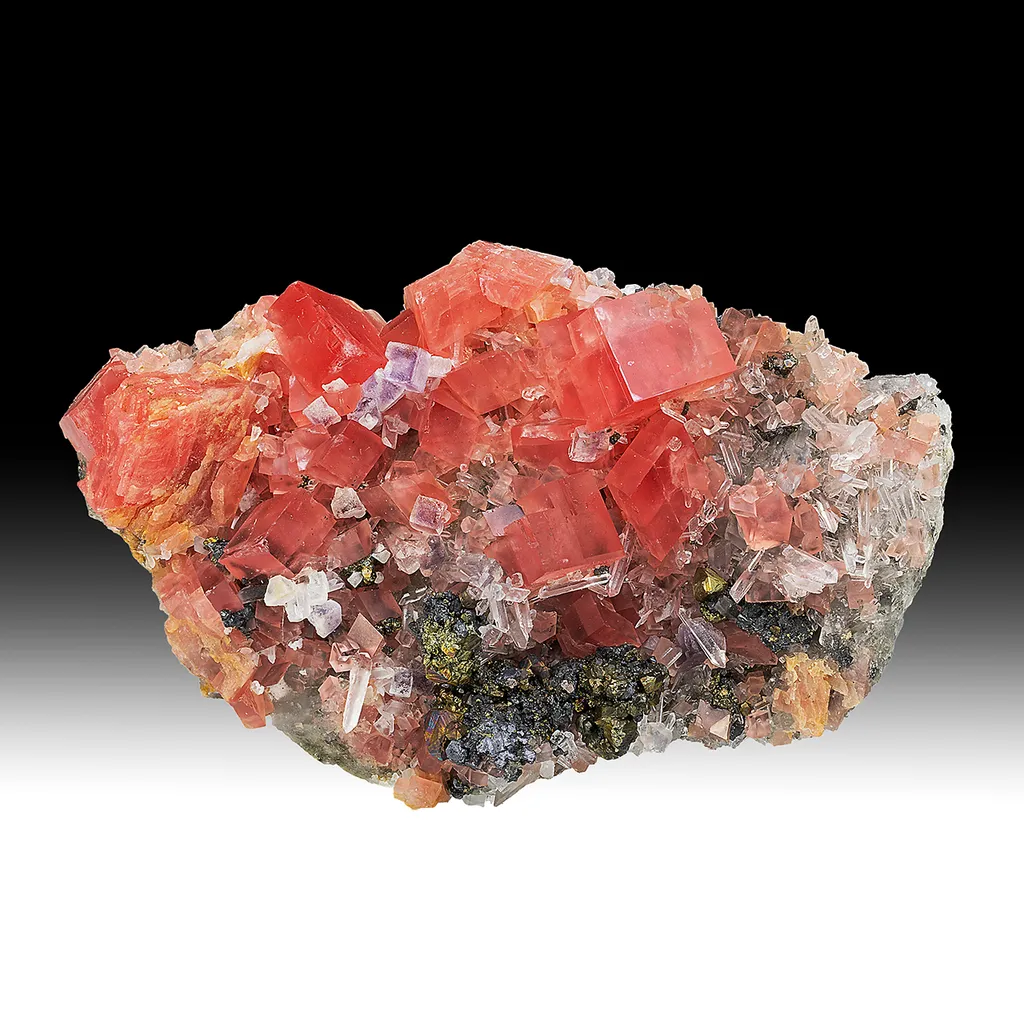Rhodochrosite with Fluorite, Quartz, Chalcopyrite, Sphalerite image