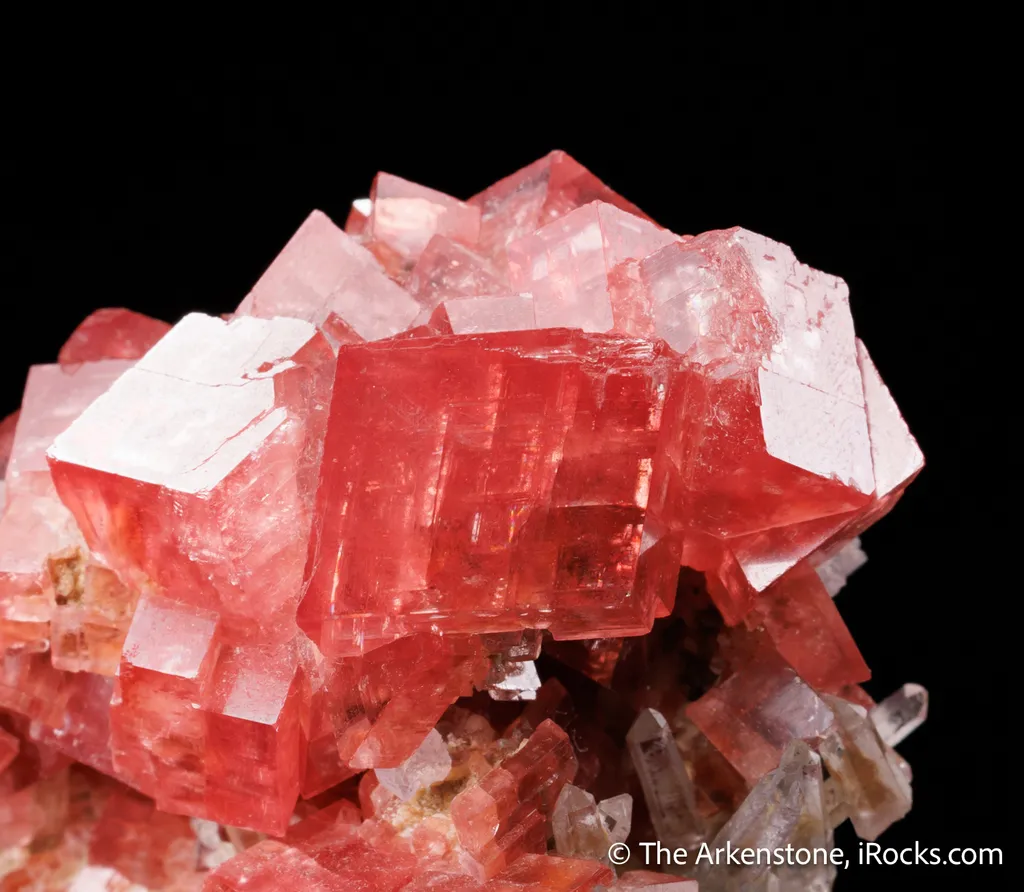 Rhodochrosite with Hübnerite and Fluorite on Quartz - image 7