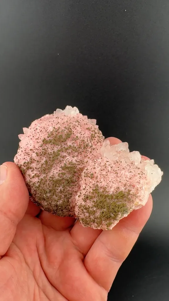 Rhodochrosite with Quartz image