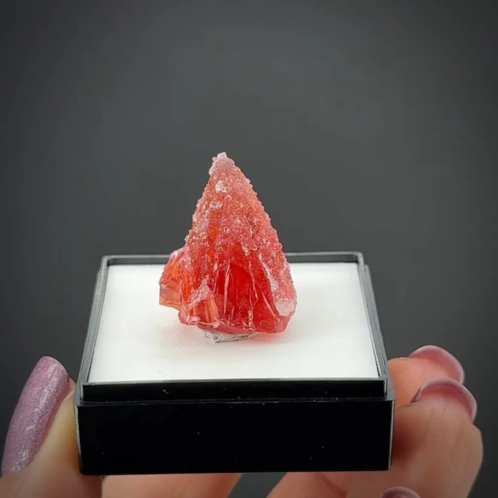 Rhodochrosite with Quartz - image 2