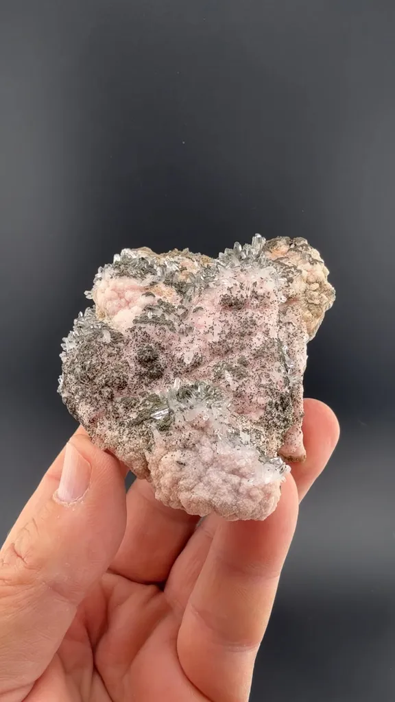 Rhodochrosite with Quartz image