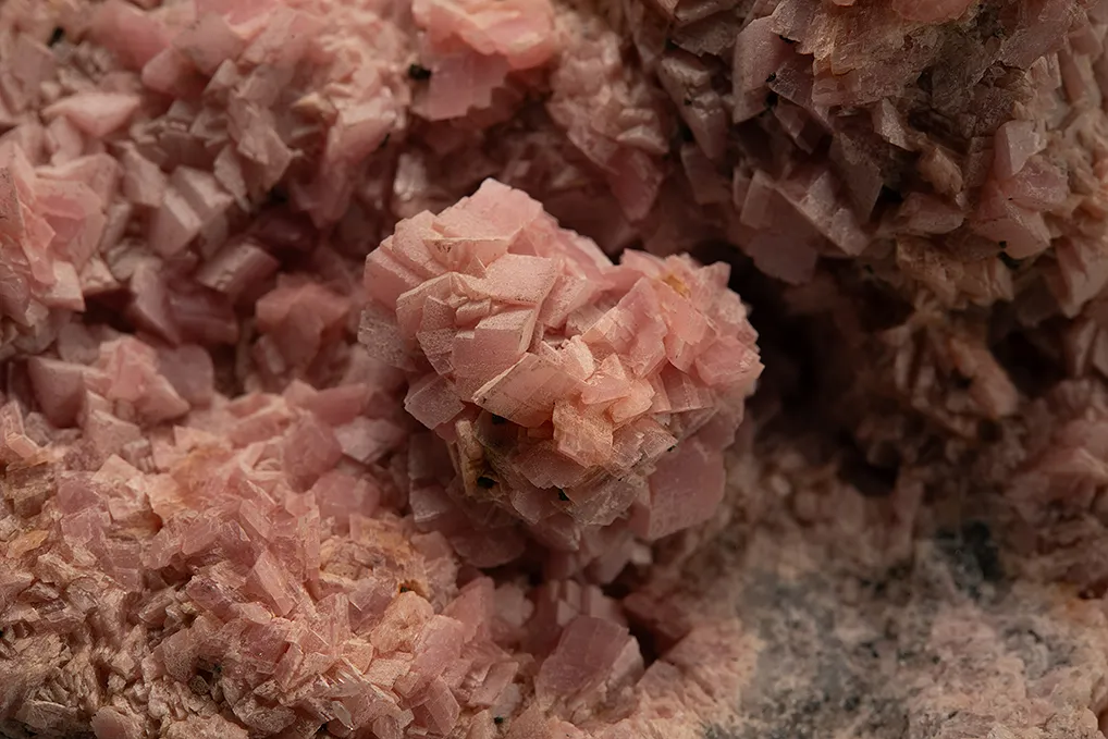 Rhodochrosite with Quartz - image 2