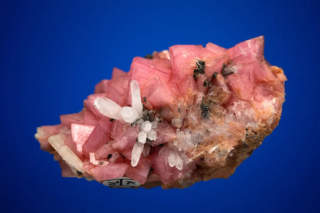 Rhodochrosite with Quartz and Barite - image 3