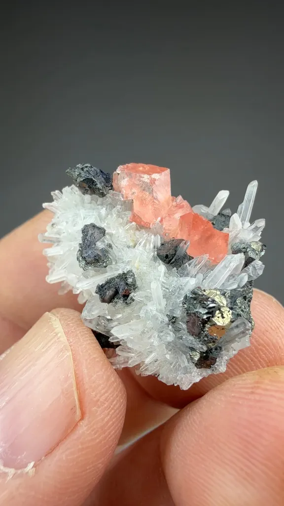 Rhodochrosite with Quartz - image 2