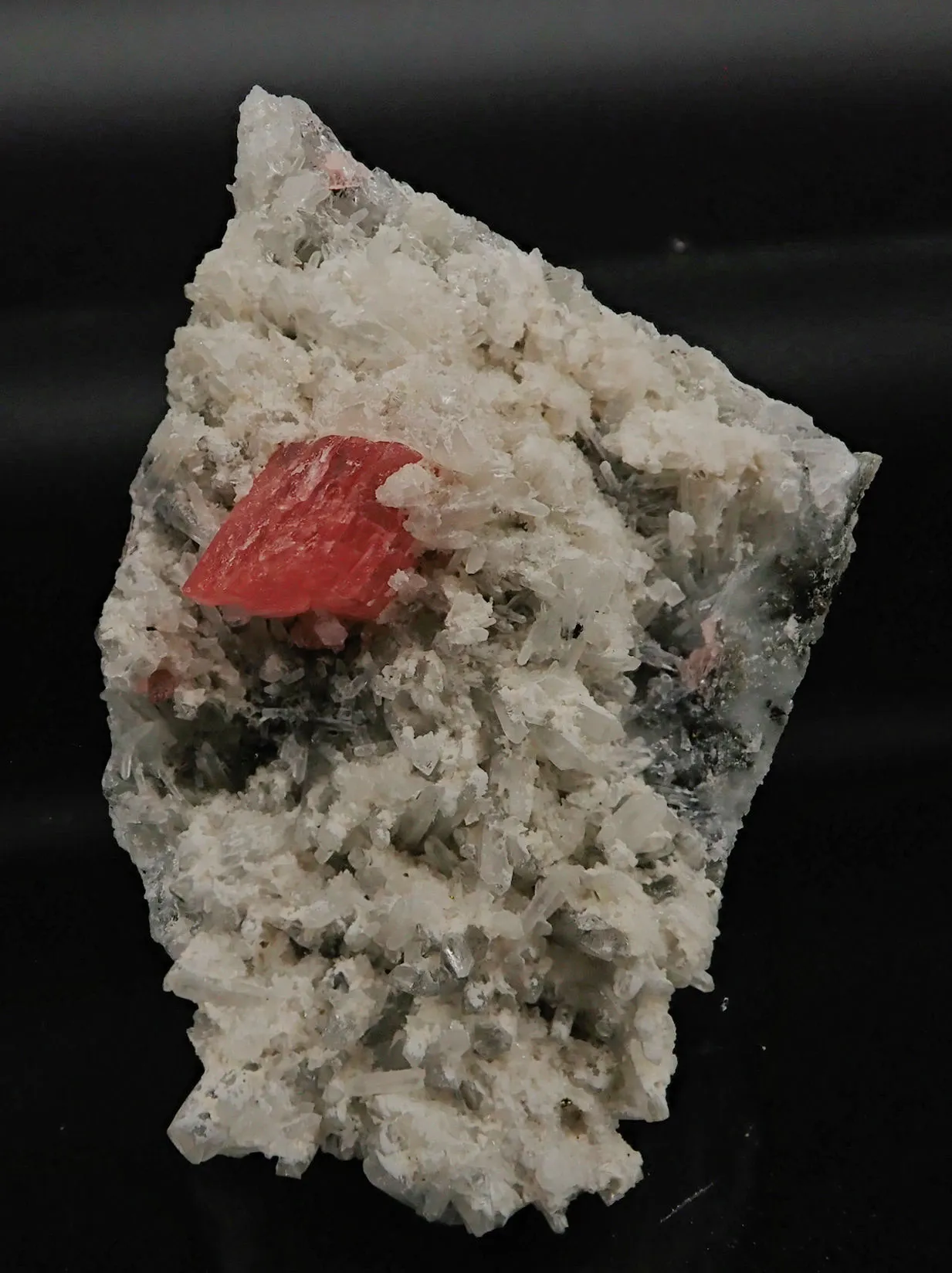 Rhodochrosite with Quartz - image 5