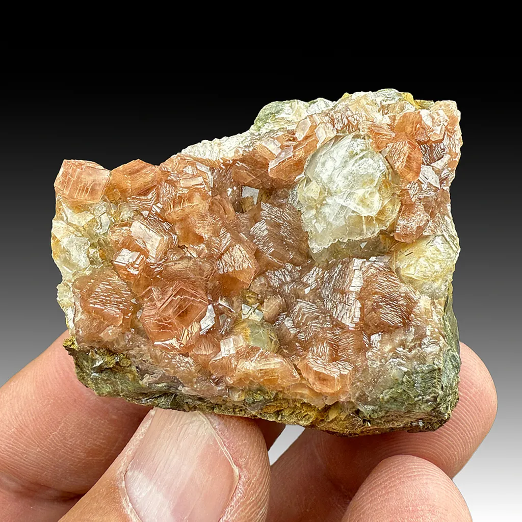 Rhodochrosite with Quartz image