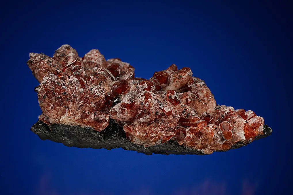 Rhodochrosite with Quartz on Manganite - image 3