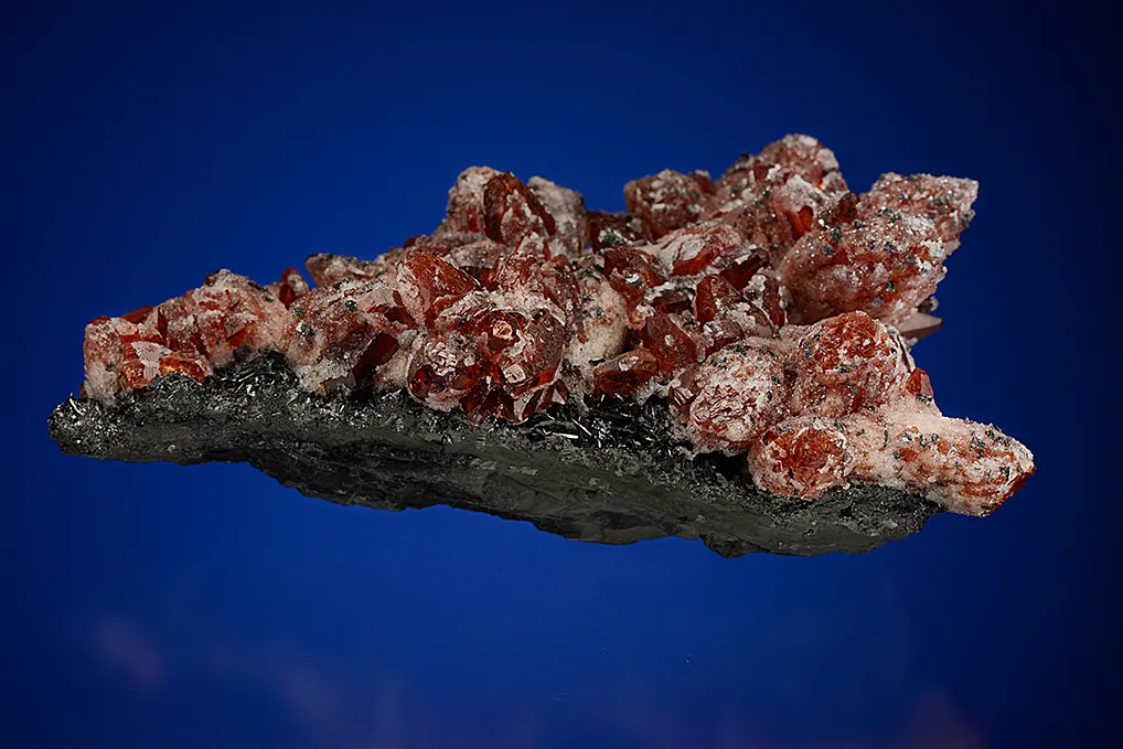 Rhodochrosite with Quartz on Manganite - image 2