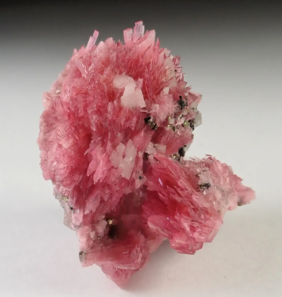 Rhodonite - image 3