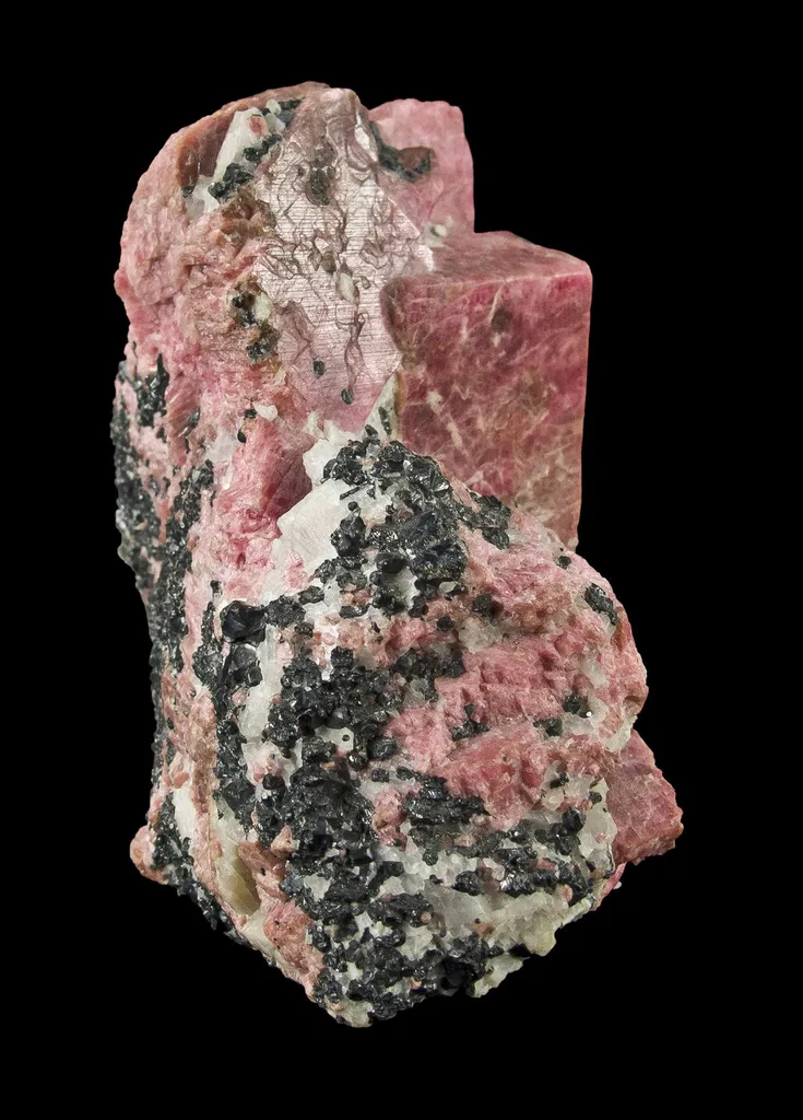Rhodonite - image 5