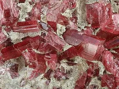 Rhodonite - image 2
