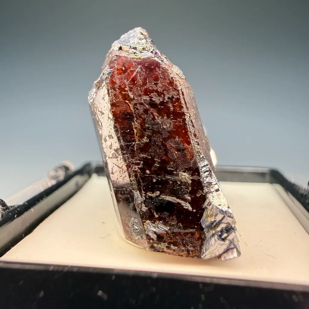 Rhodonite - image 3