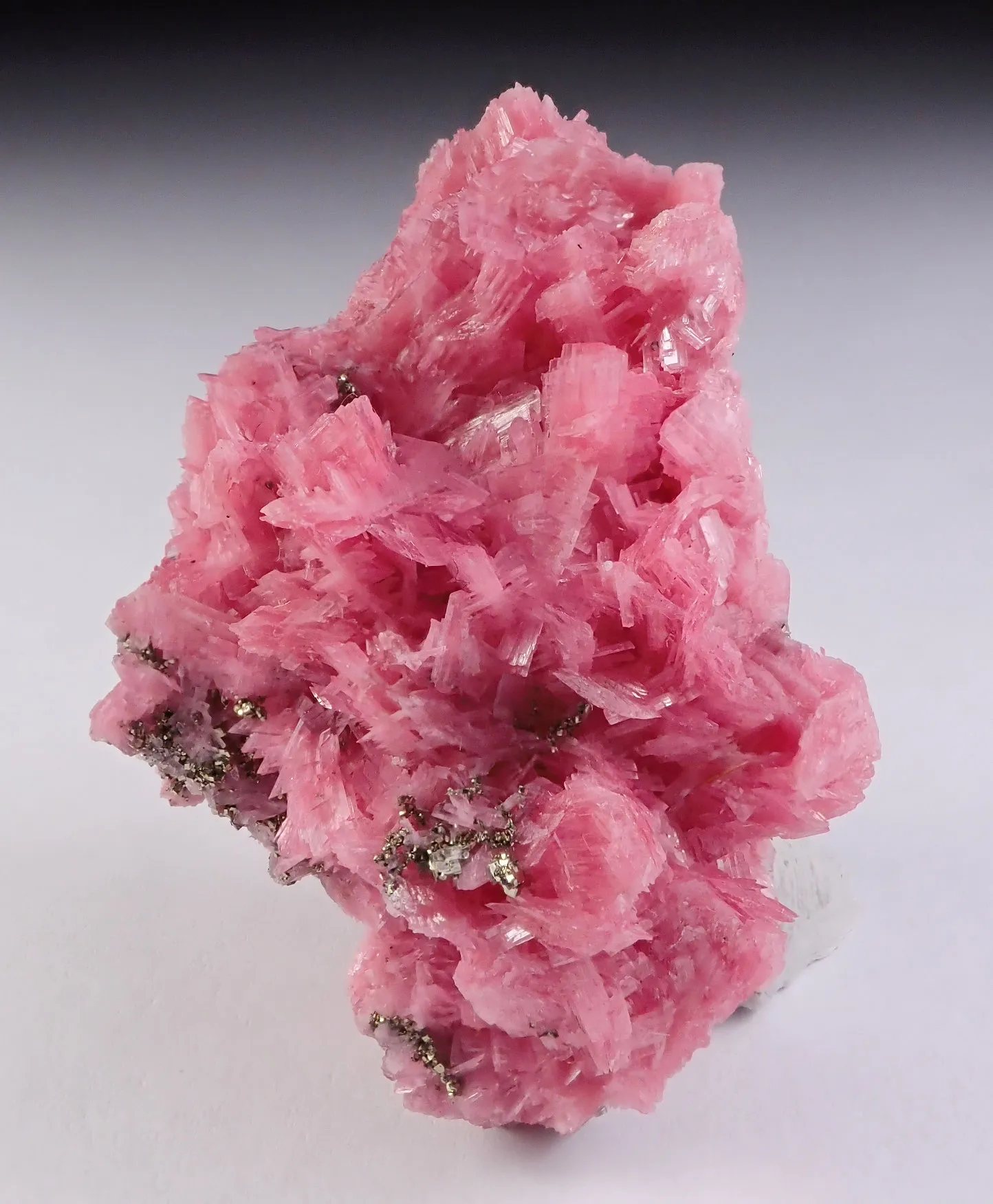 Rhodonite - image 1