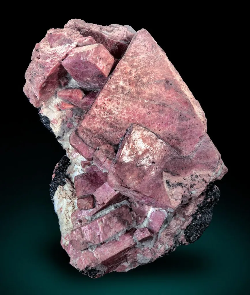 Rhodonite image