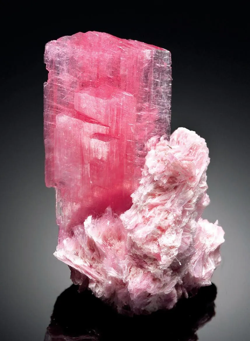 Rhodonite - image 1