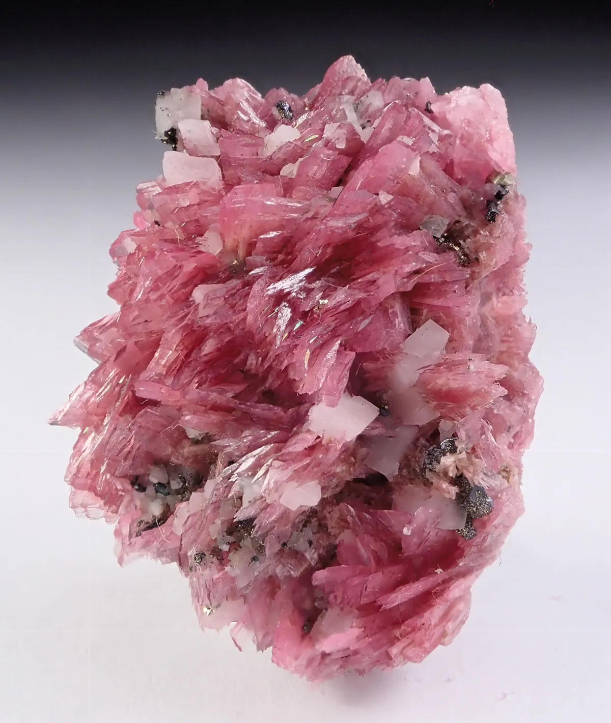 Rhodonite - image 2