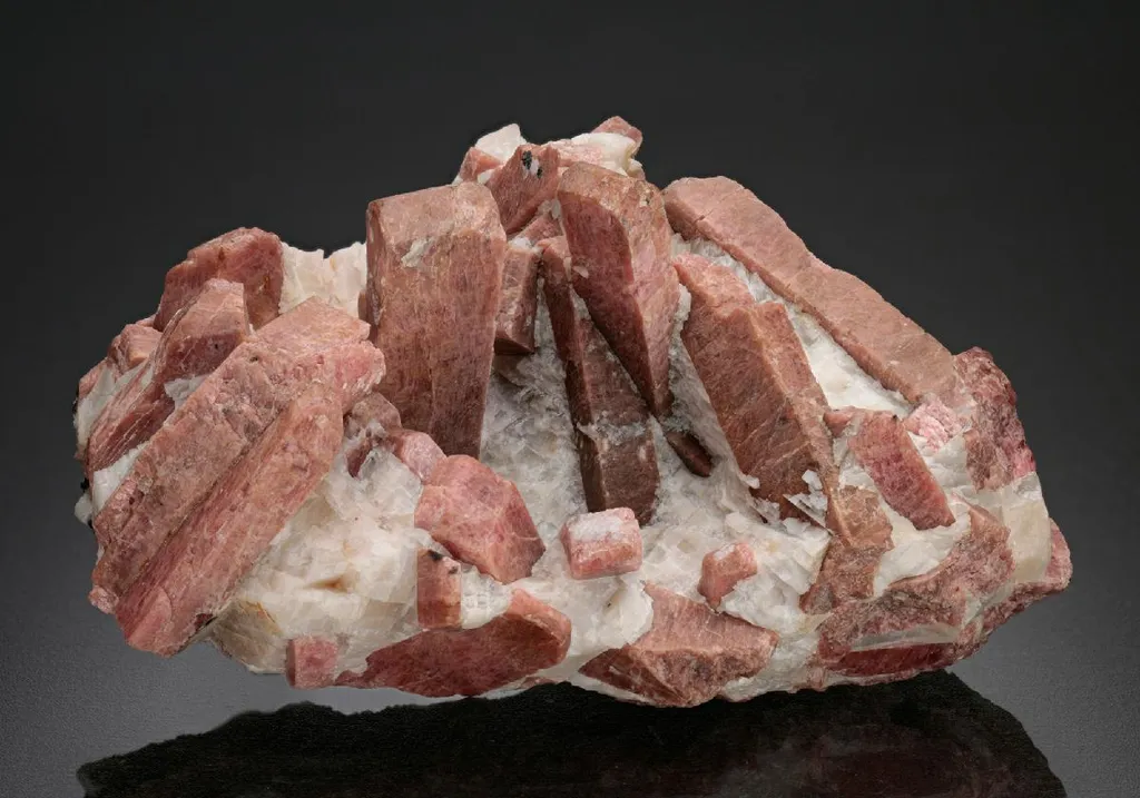 Rhodonite image