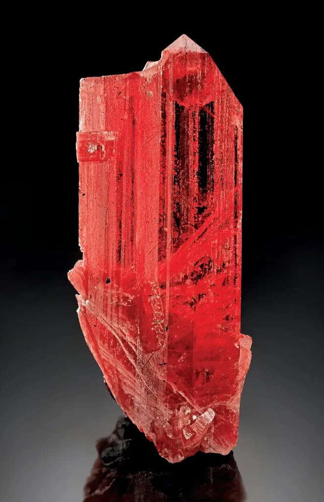 Rhodonite image