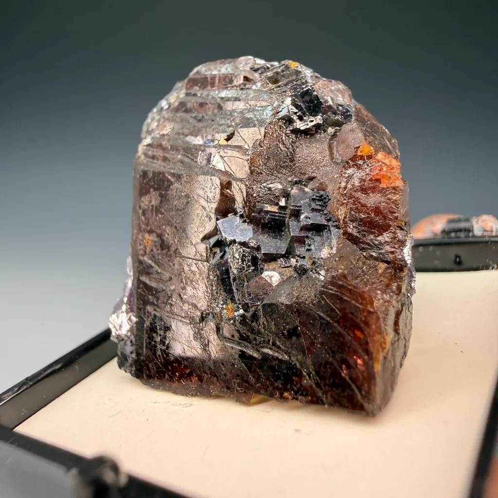 Rhodonite - image 4