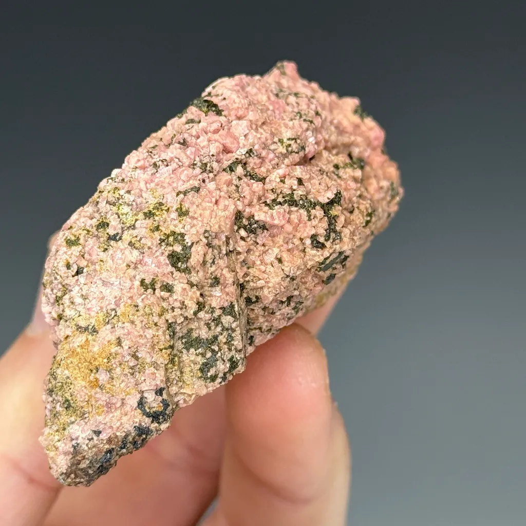 Rhodonite - image 3
