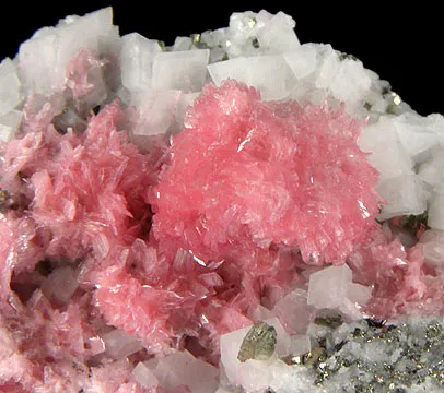 Rhodonite - image 2