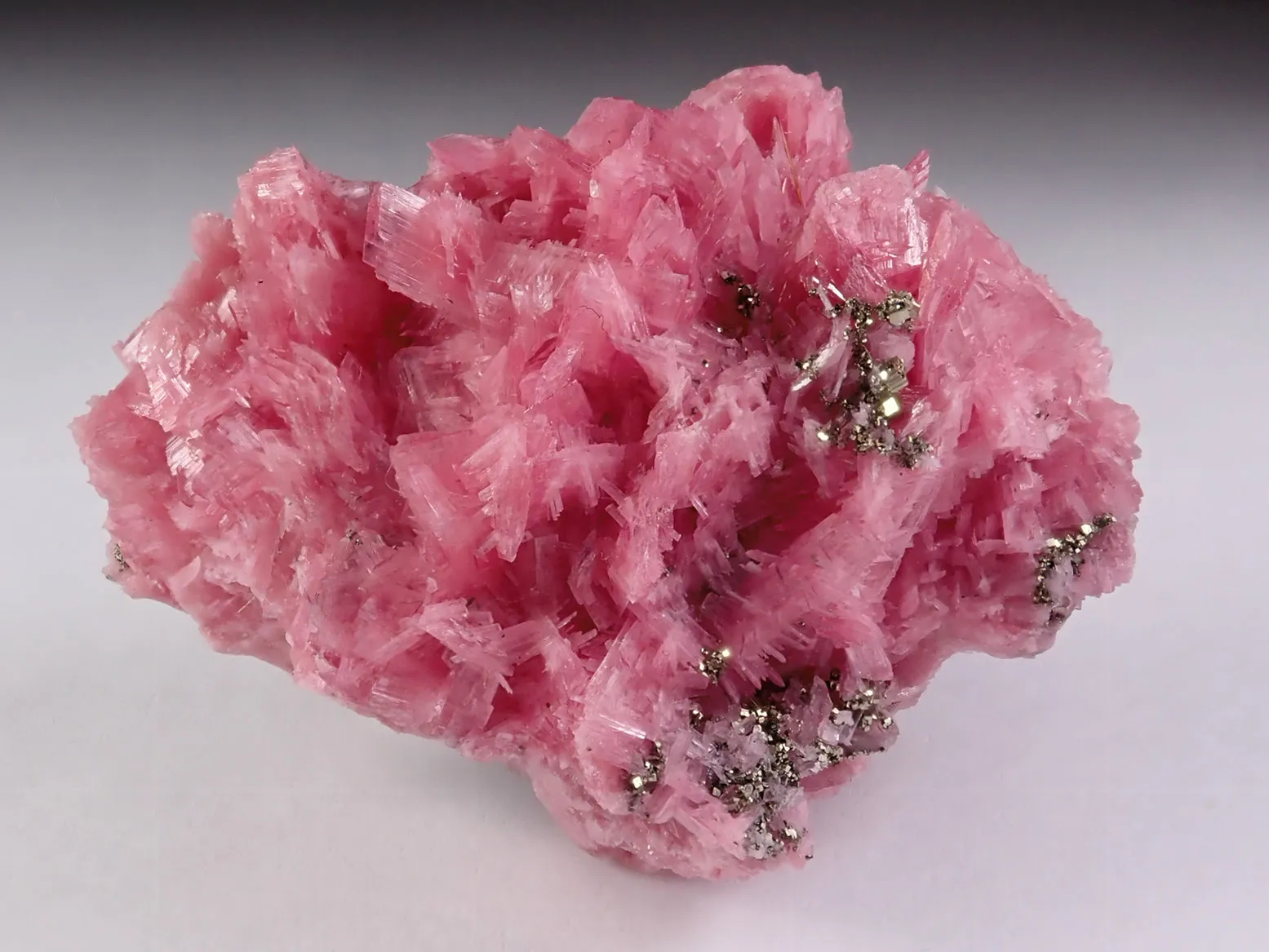 Rhodonite - image 3