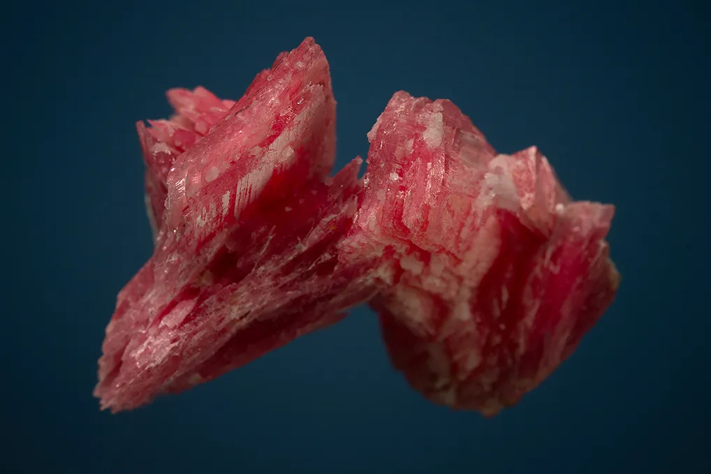 Rhodonite - image 3