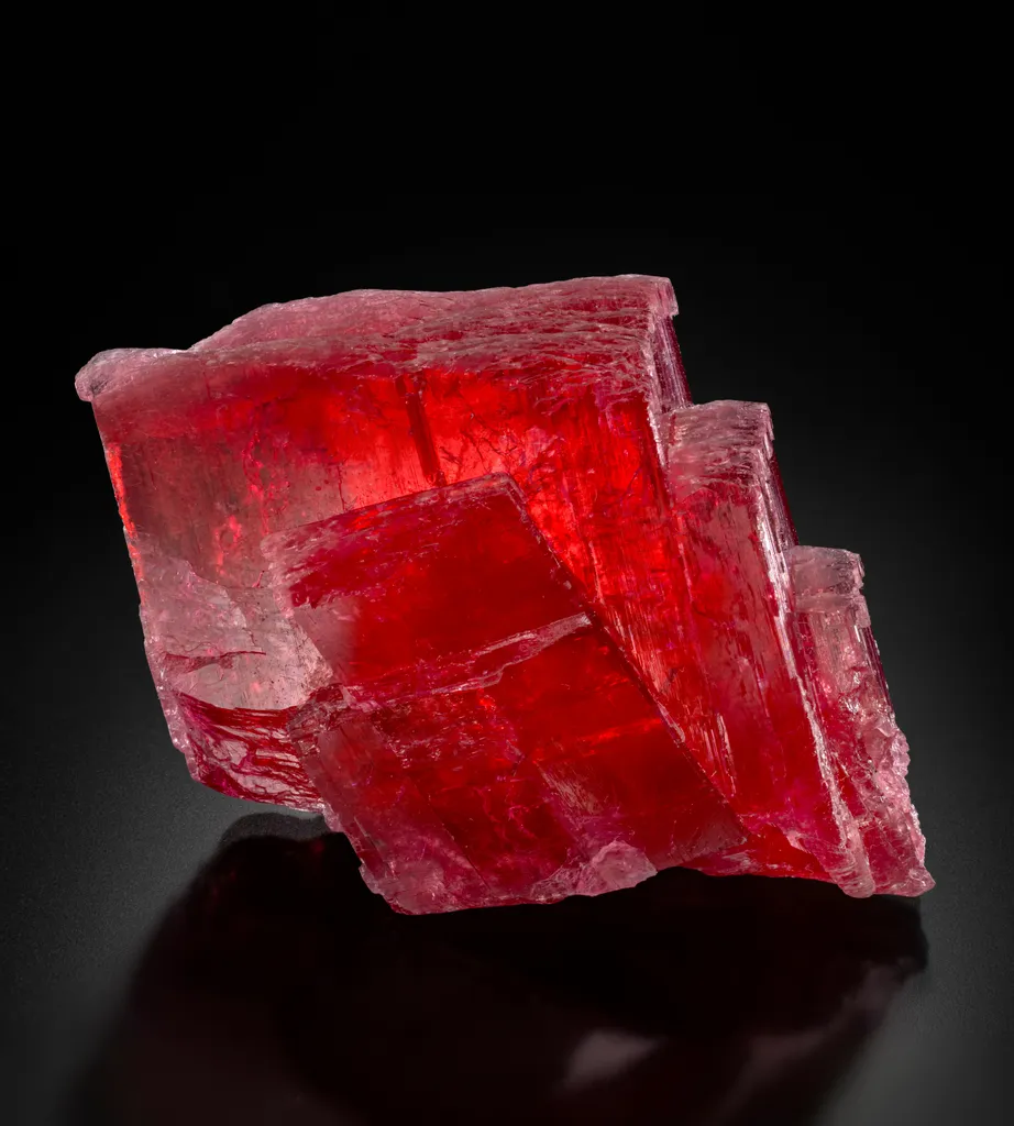 Rhodonite from Brazil, Minas Gerais, Conselheiro Lafaiete, Morro da Mina mine - image 2