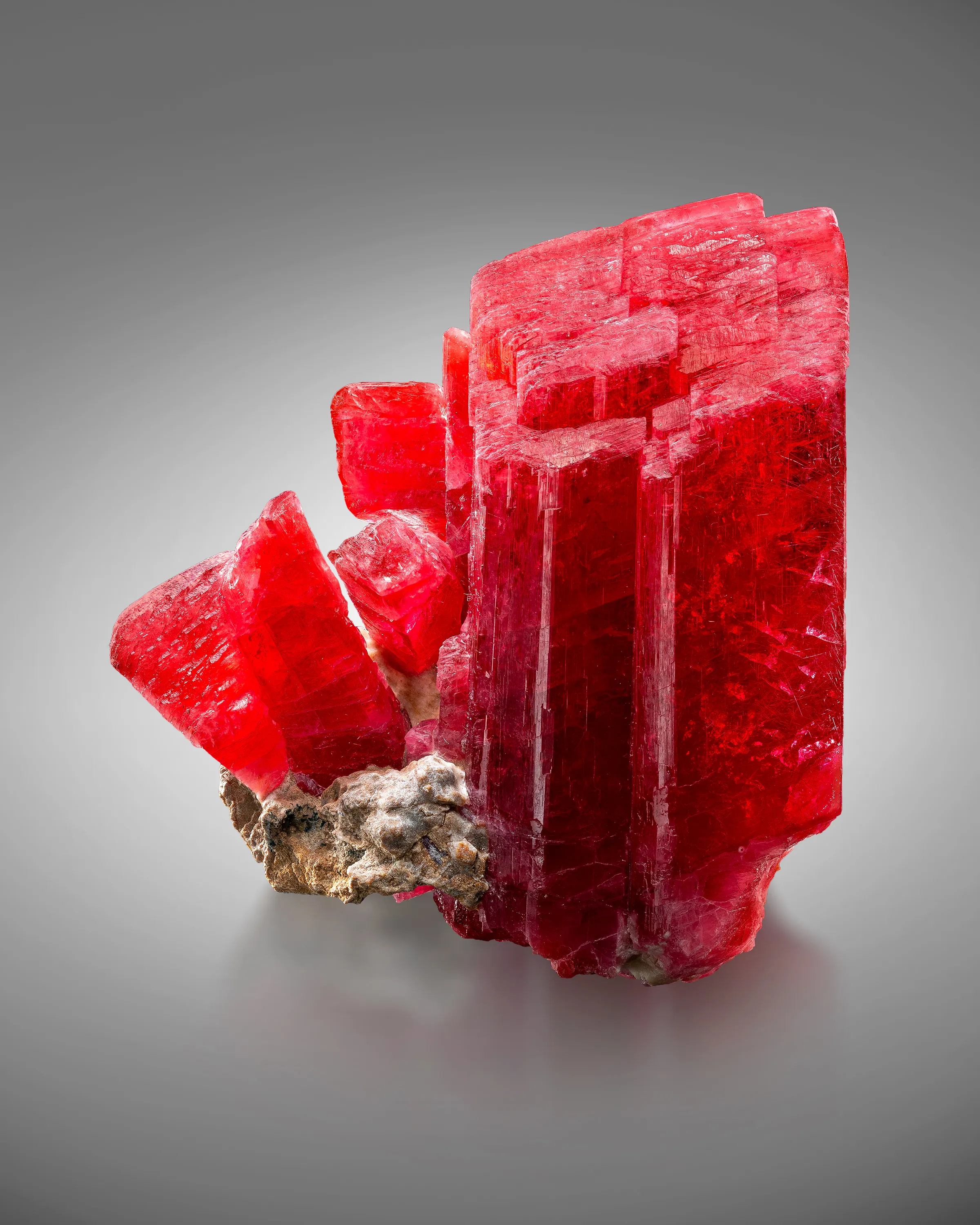 Rhodonite from Brazil, Minas Gerais, Conselheiro Lafaiete, Morro da Mina mine - image 1