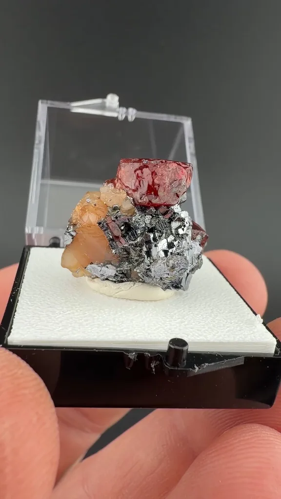 Rhodonite from Broken Hill, New South Wales, Australia - image 2