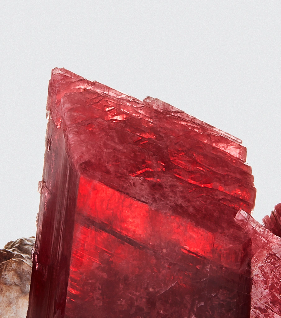 Rhodonite from Morro da Mina mine, Conselheiro Lafaiete, Minas Gerais, Brazil - image 4
