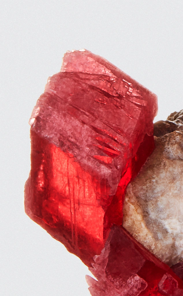 Rhodonite from Morro da Mina mine, Conselheiro Lafaiete, Minas Gerais, Brazil - image 3
