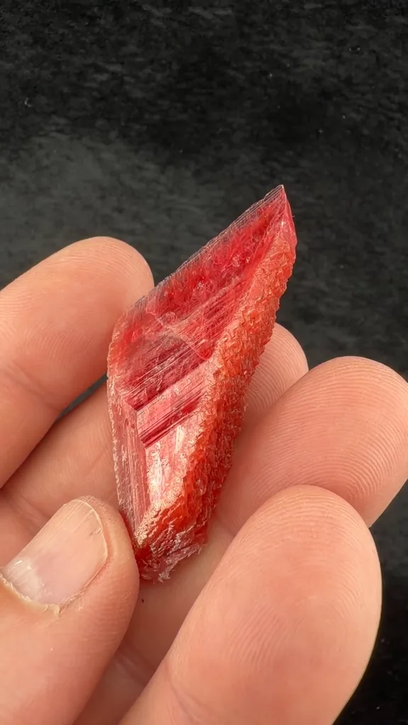 Rhodonite from Morro da Mina mine, Conselheiro Lafaiete, Minas Gerais, Brazil - image 2