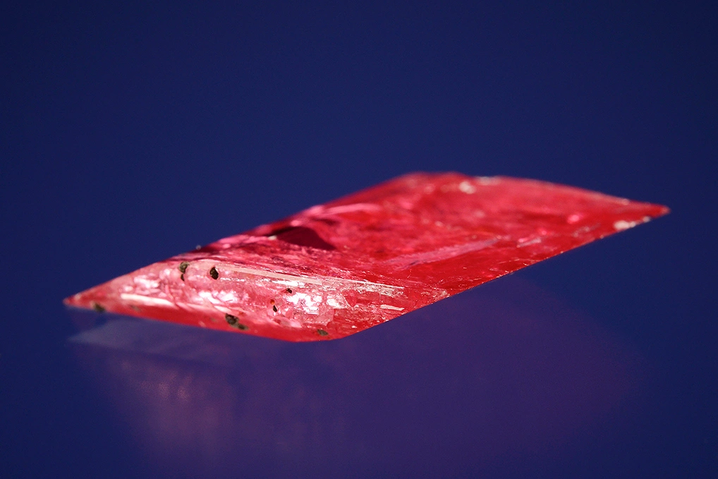Rhodonite from Morro da Mina mine, Conselheiro Lafaiete, Minas Gerais, Brazil - image 3
