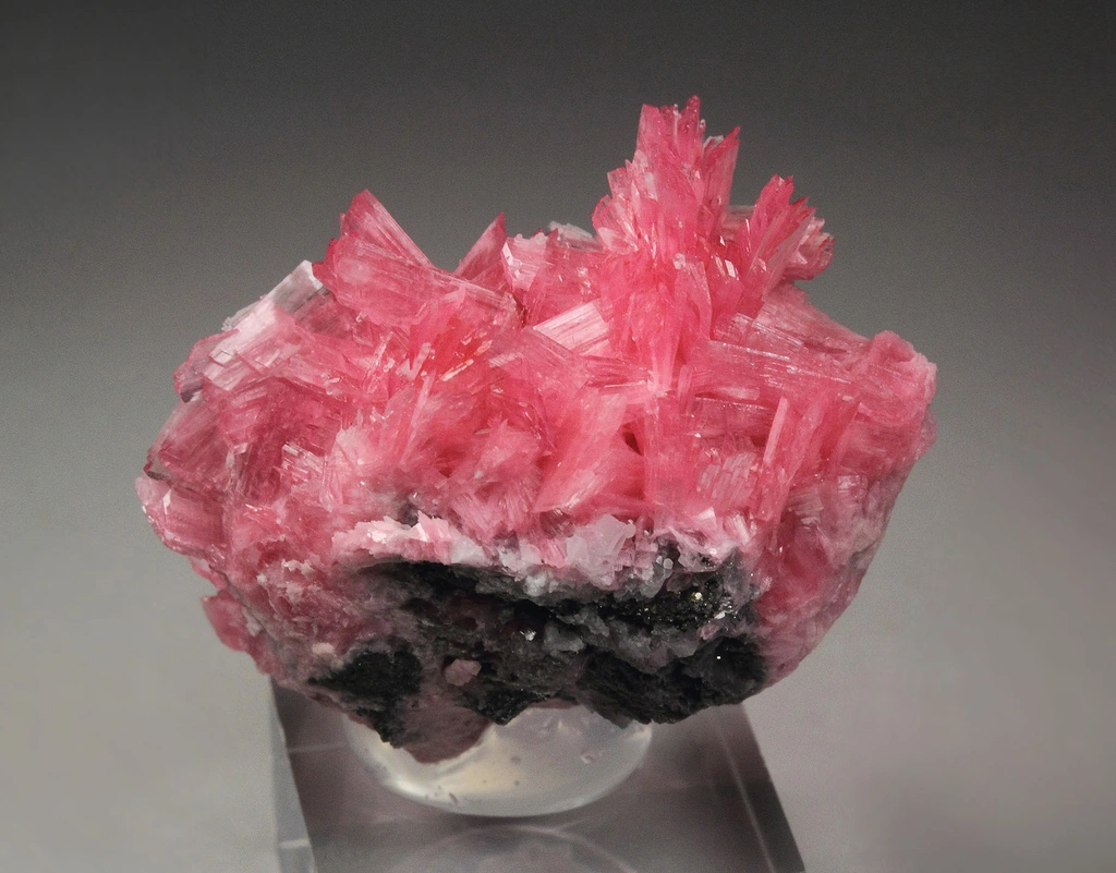 Rhodonite from San Martín Mine, Chiurucu, Ancash, Peru - image 3