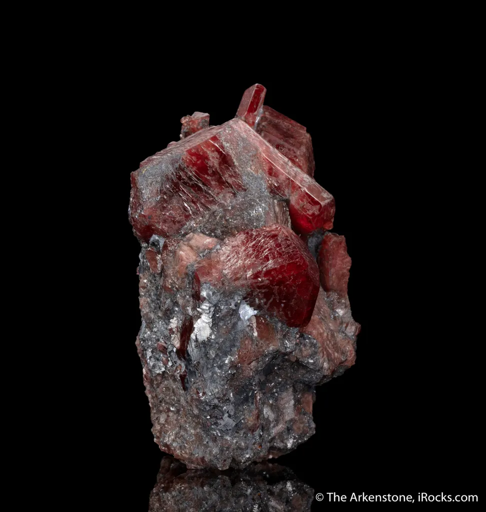 Rhodonite in Galena - image 4